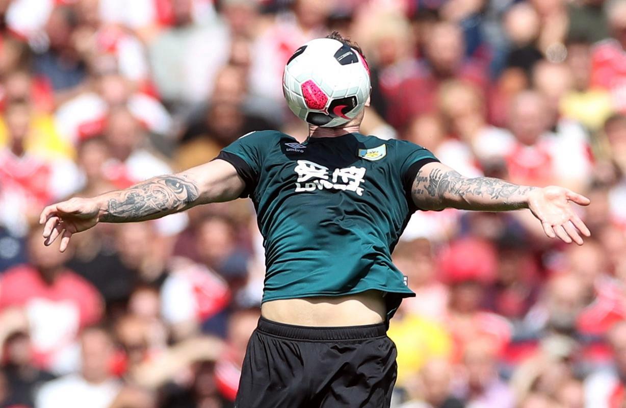 开云体育官网-里尔训练开放日，转会期迎来里程碑引欢呼，亚冠在即，阵容厚度经受考验的简单介绍