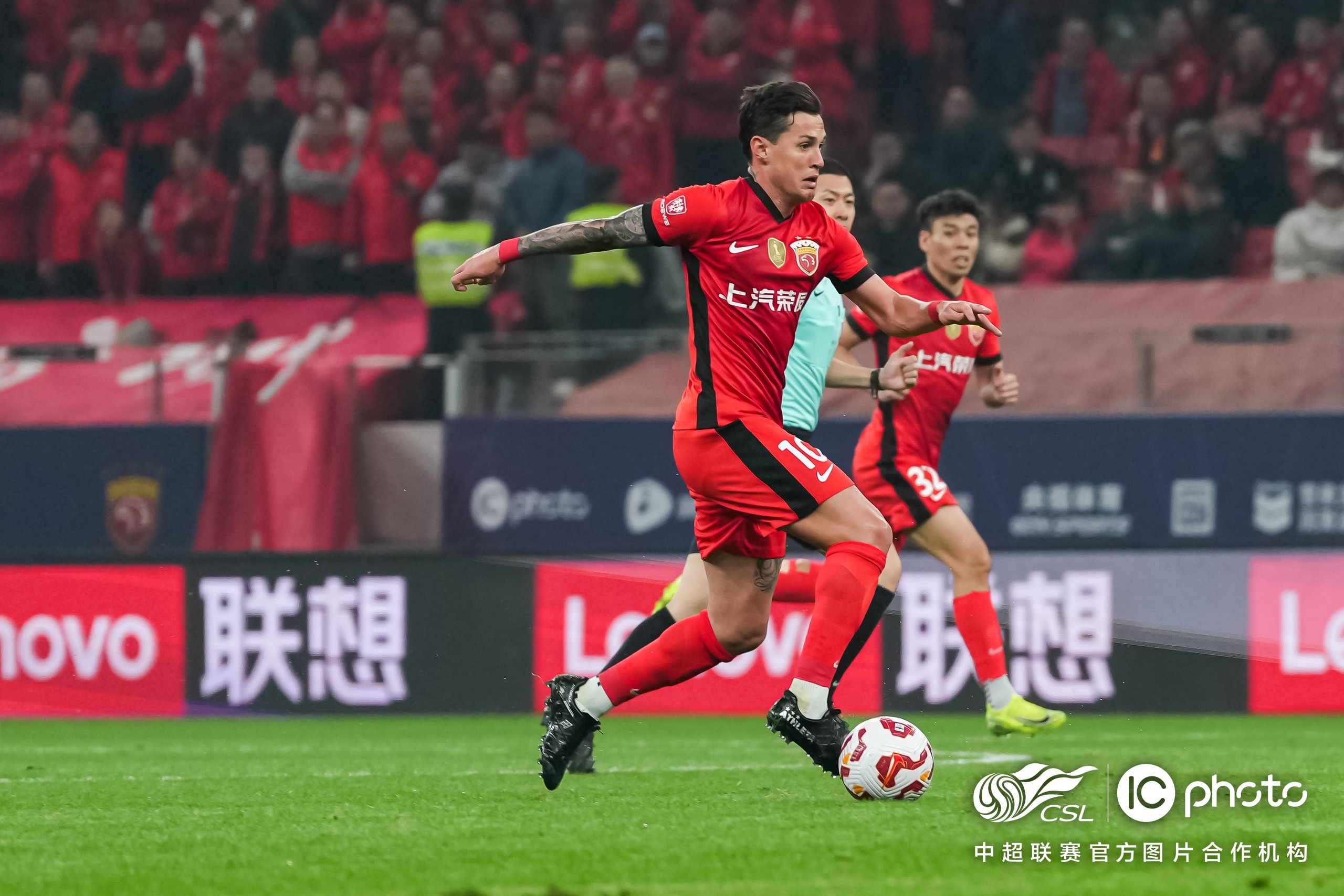 开云体育官网-关于赛地聚焦：葡超转会期热度飙升；丹佛掘金单刀错失；气氛紧张；球队文化再被提及的信息