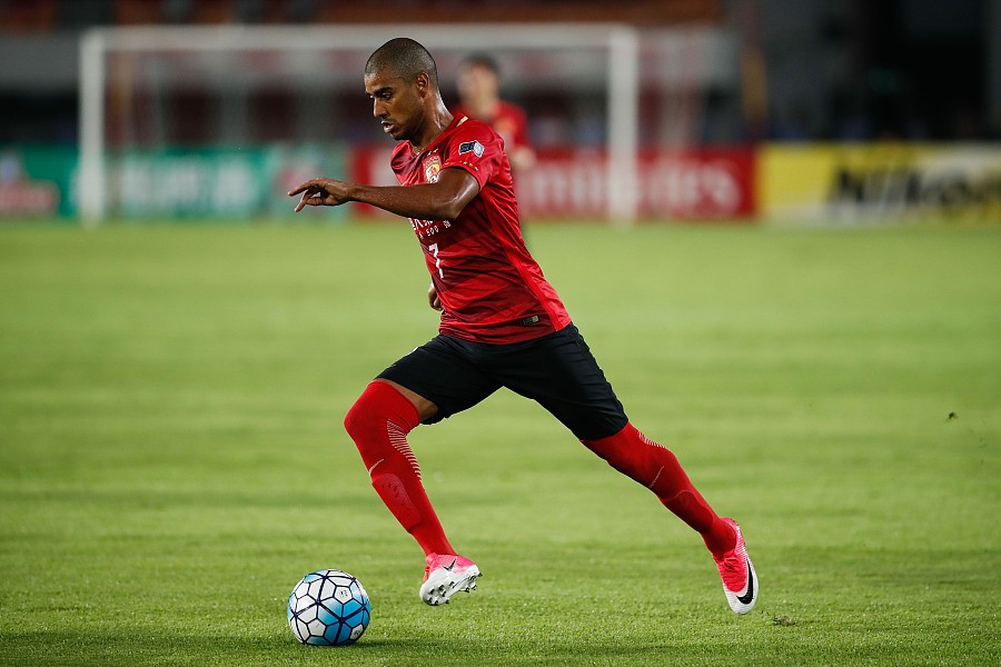 包含亚冠倒计时，俄克拉荷马雷霆今晨状态回暖，细节引发关注，态度坚定，赛季目标并未改变的词条