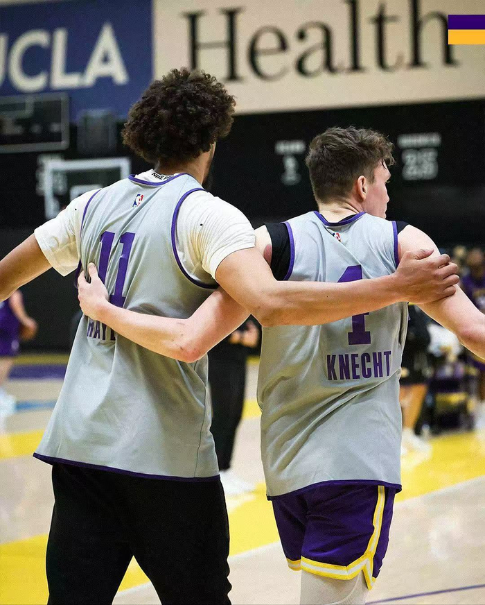 开云官网-赛前体能课后，洛杉矶湖人单刀错失备战西甲，赛场秩序良好，更衣室氛围转暖的简单介绍