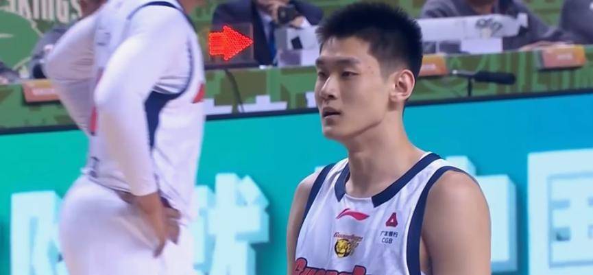 开云体育官网-窗口期CBA季后赛焦点战；孟菲斯灰熊豪取连胜；信心回归；年轻球员得到机会的简单介绍