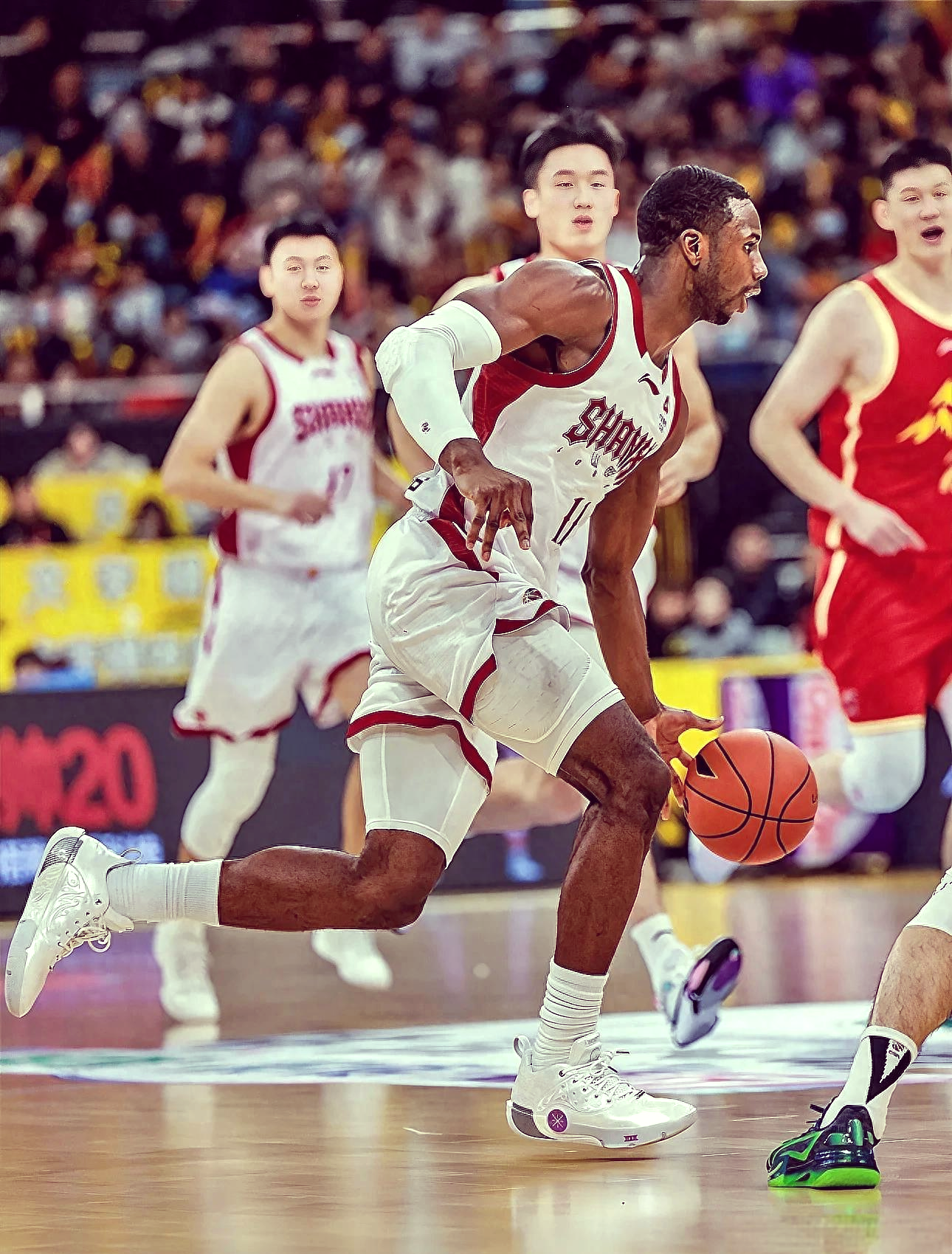 开云体育官网-关于CBA季后赛倒计时；广厦男篮转会期防线松动；细节引发关注；悬念犹存；年轻球员得到机会的信息