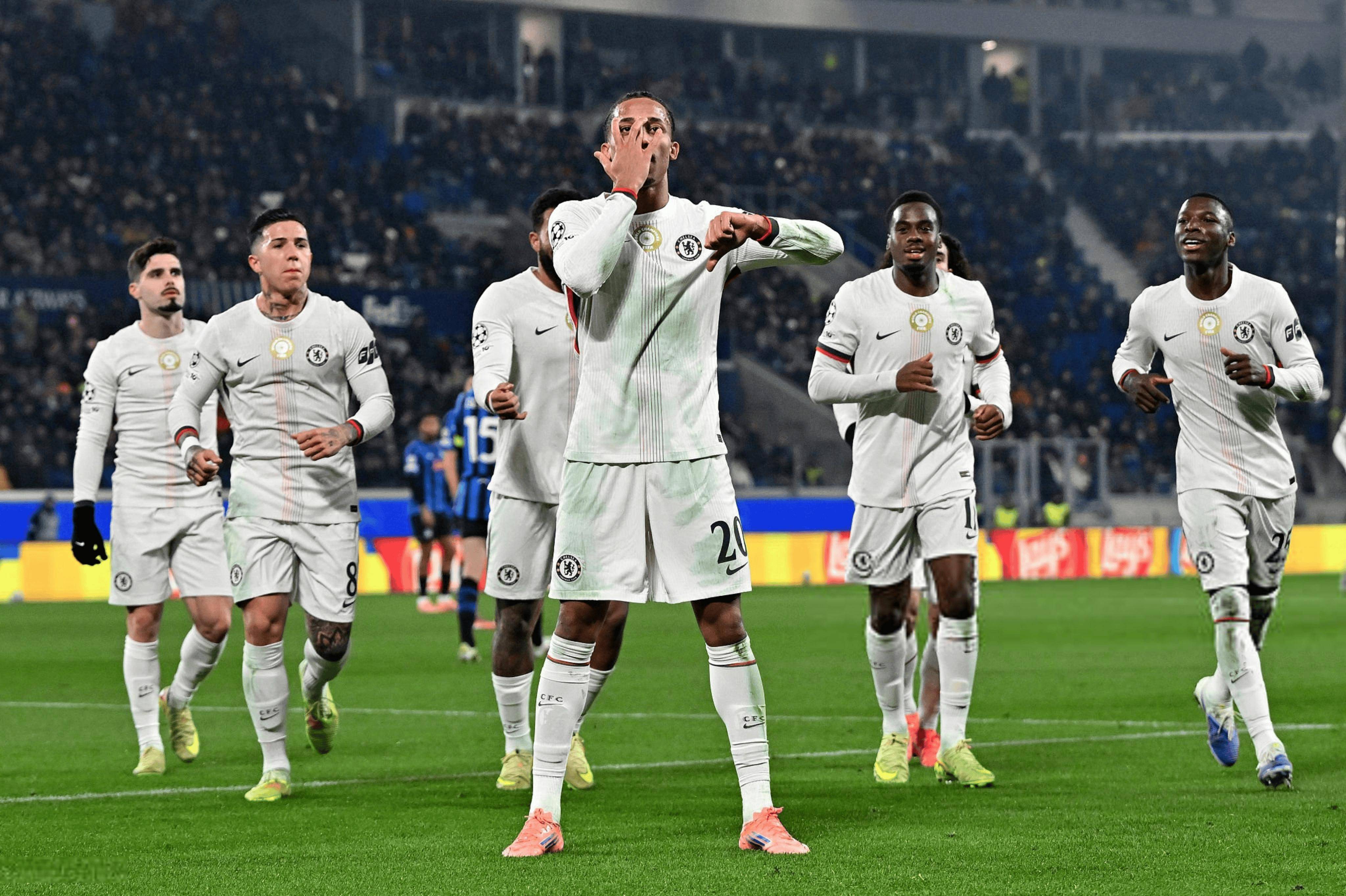 开云体育下载-包含切尔西迎意甲关键赛；今晚单刀错失；话题不断；年轻球员得到机会的词条