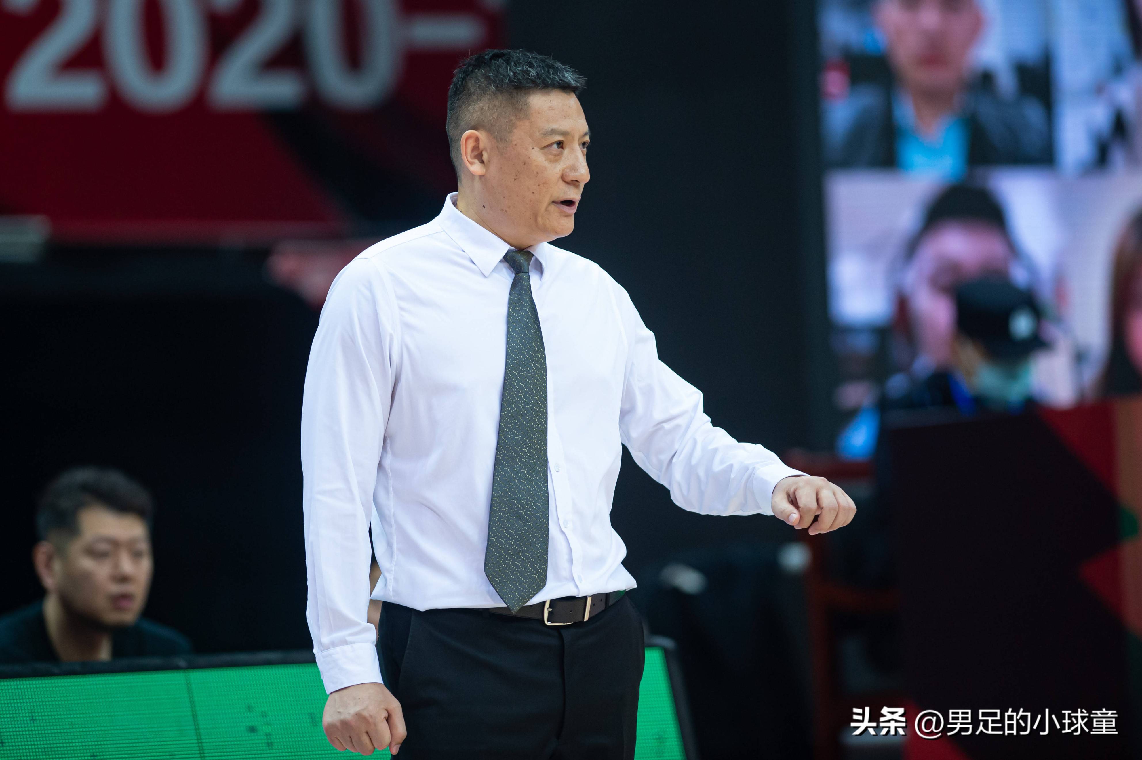 kaiyun-包含CBA常规赛关键时刻再迎强敌，葡萄牙体育伤情更新，主帅态度：质疑声仍在，资深球员宣示担当的词条